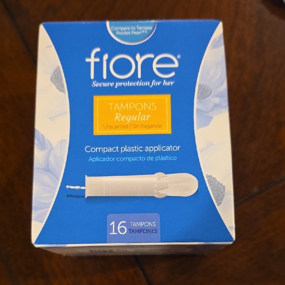 (J33) Fiore Regular Tampons with Compact Applicator - Picture 2 of 6